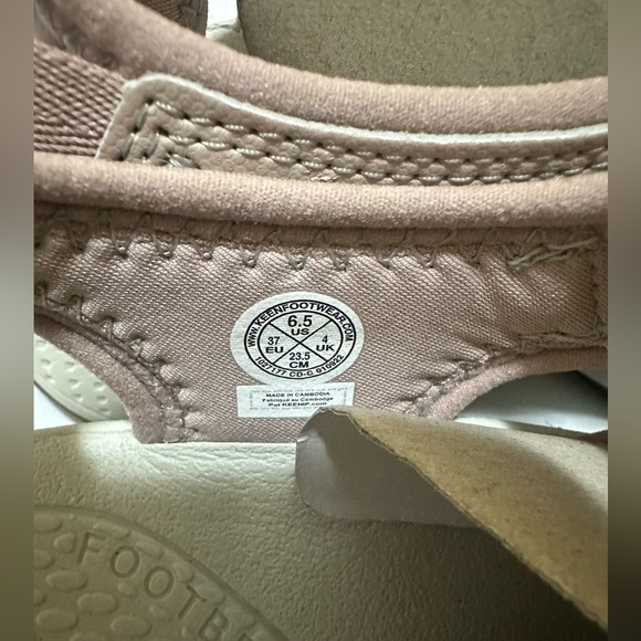 NEW Women’s Size 6.5 US KEEN Astoria West Open Toe Sandals in light pink - Picture 2 of 4